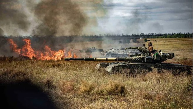 Луганщина: окупанти штурмують Лисичанськ без форсування ріки – підтягнули «Сонцепьок»