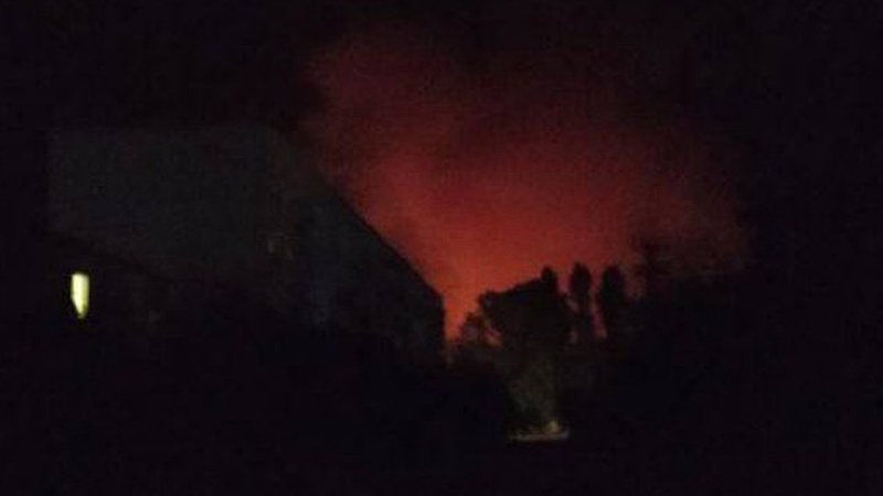 Вибухи у Скадовську: горить техніка та боєприпаси російської армії