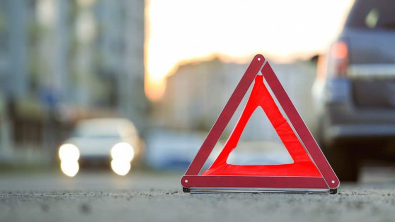 У Луцьку – потрійна аварія: зіткнулися два «фольксвагени» і «рено»