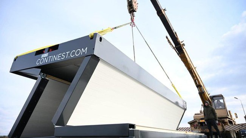 В Україну привезли модульні будинки для переселенців. ФОТО