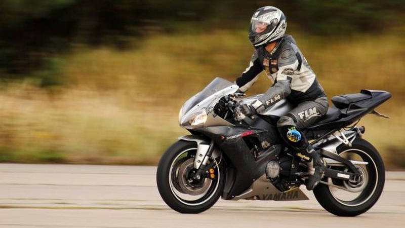 У Луцькому районі п’яний мотоцикліст збив пішохода: обох госпіталізували