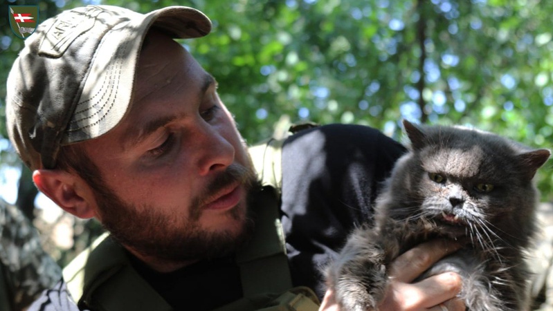 Волинськім бійцям допомагає нищити окупантів український Дракула