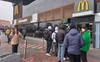 Від ранку біля луцького McDonald’s – черга