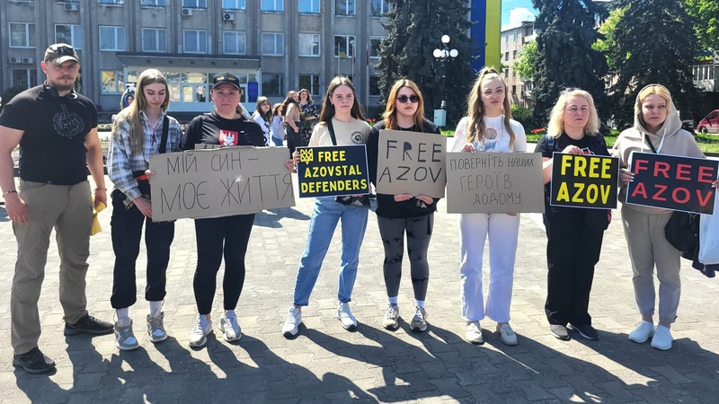 Третя весна у полоні: у Ковелі відбулась акція на підтримку захисників Маріуполя