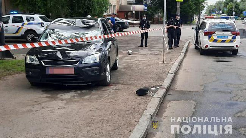 Хлопчик – у важкому стані: у Луцьку збили чоловіка і двох дітей. ПОДРОБИЦІ