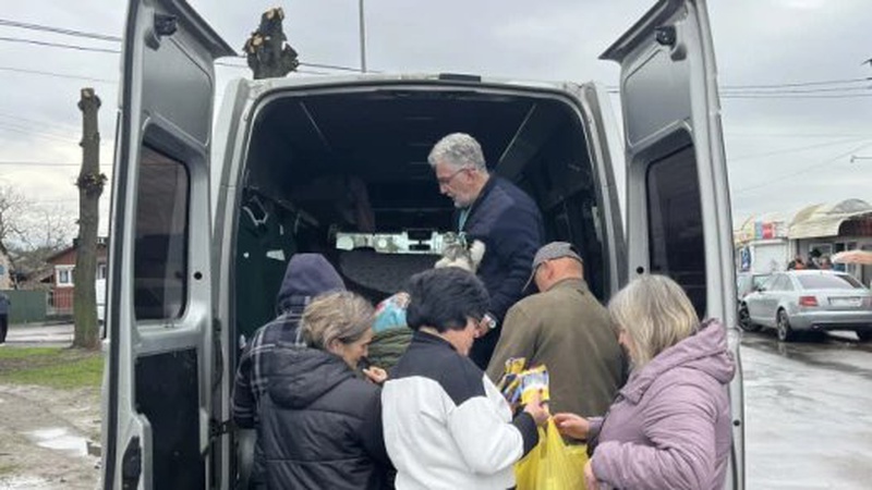 Волонтер з Рожища збирав допомогу для ЗСУ та роздавав корм для тварин