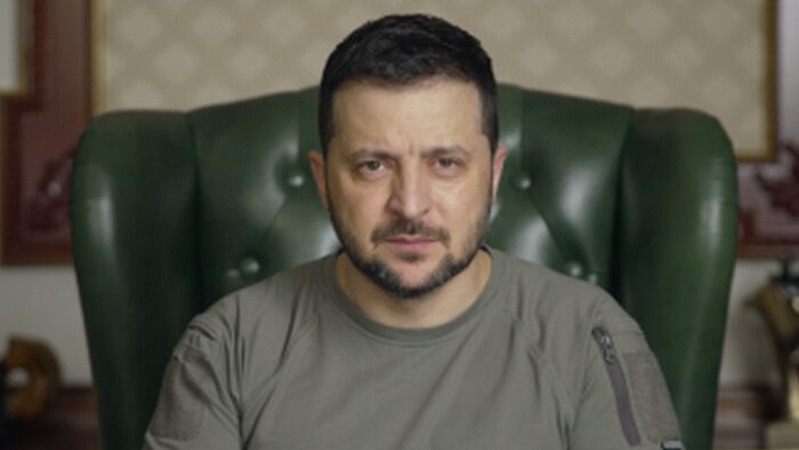 Десятки українських прапорів повернулися на своє законне місце, – Зеленський