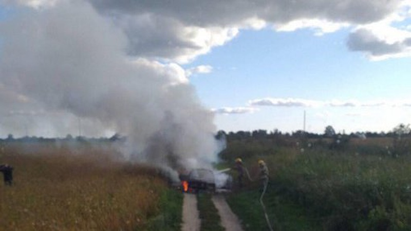 У громаді на Волині горів автомобіль