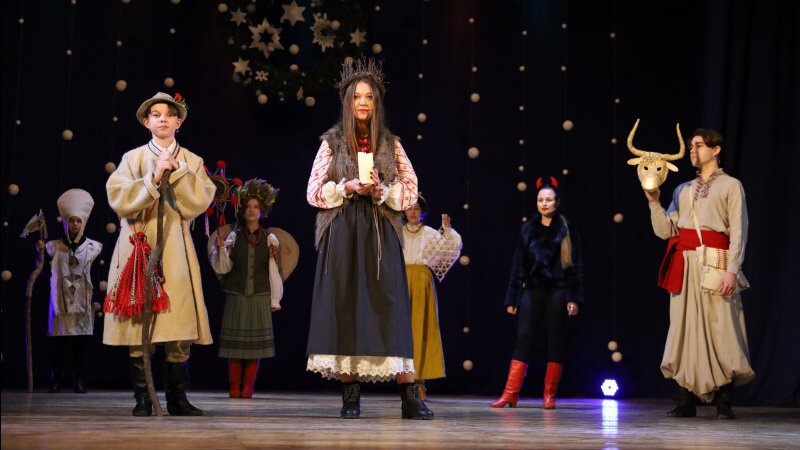 У Луцьку відбувся різдвяний фестиваль вертепів