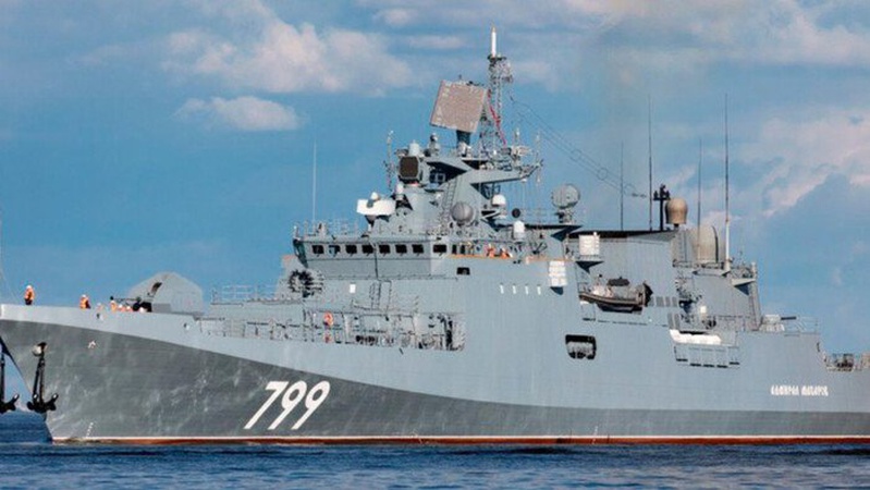 Росія вивела у Чорне море ракетоносій