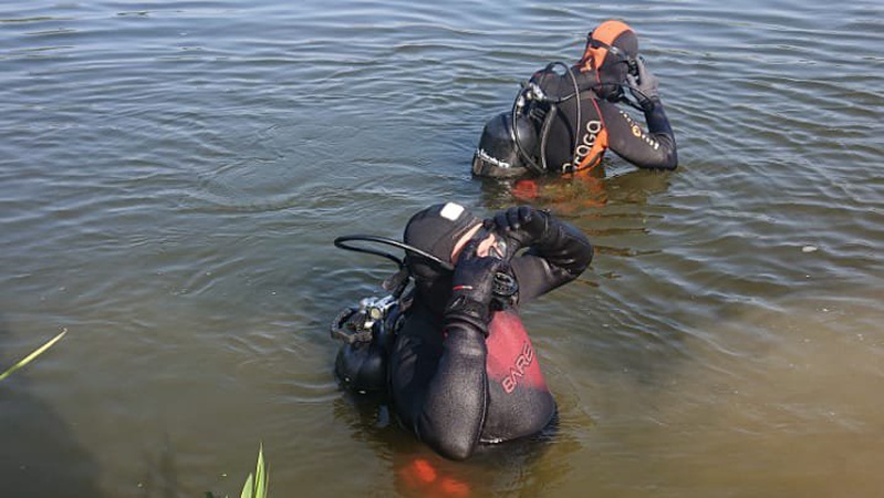 Водолази ДСНС підійняли тіло чоловіка, якого шукали відучора