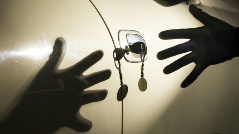 Викрав авто в сусіда й поїхав на Рівненщину: поліція затримала 22-річного волинянина