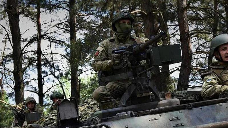 Окупант продовжують наступати на Бахмутському напрямку, – Генштаб