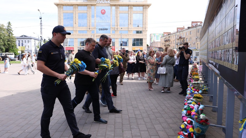 У Луцьку вшанували військовослужбовців, які загинули під Волновахою