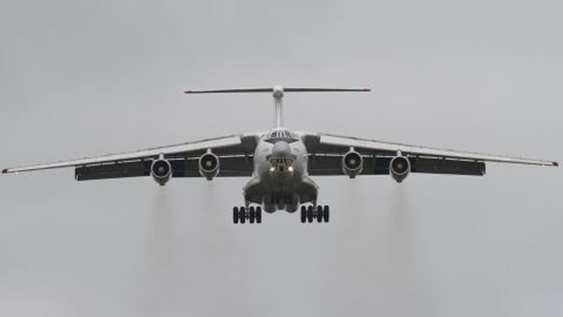 У Білорусі активізувалася військова авіація з Росії: карта маршрутів