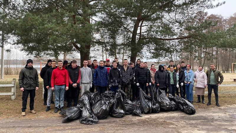 На території Шацького парку провели заходи з весняного благоустрою. ФОТО