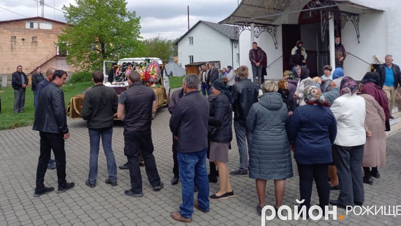 У Копачівці попрощалися із ветераном російсько-української війни. ФОТО. ВІДЕО