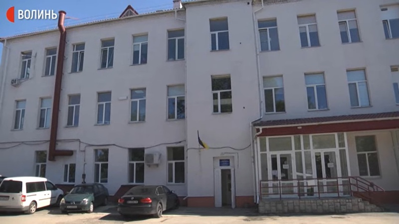З відділення Волинської інфекційної лікарні звільнили частину персоналу