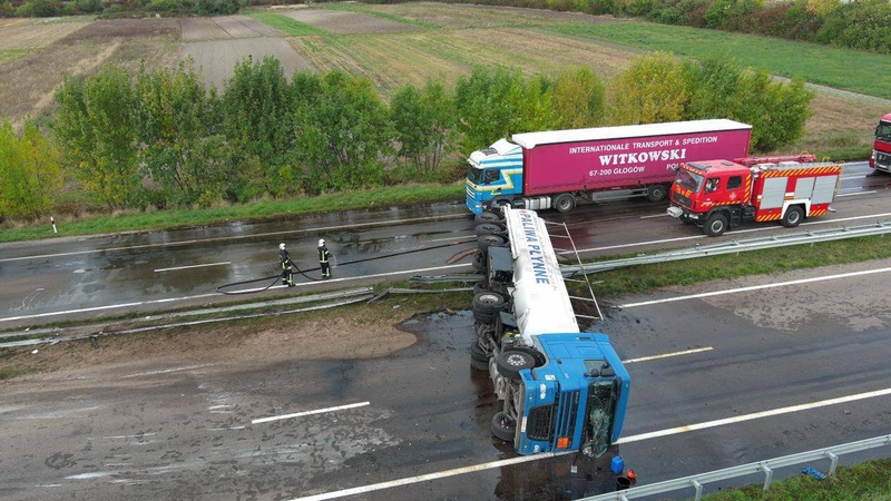 На Ковельщині перекинувся бензовоз: деталі ДТП