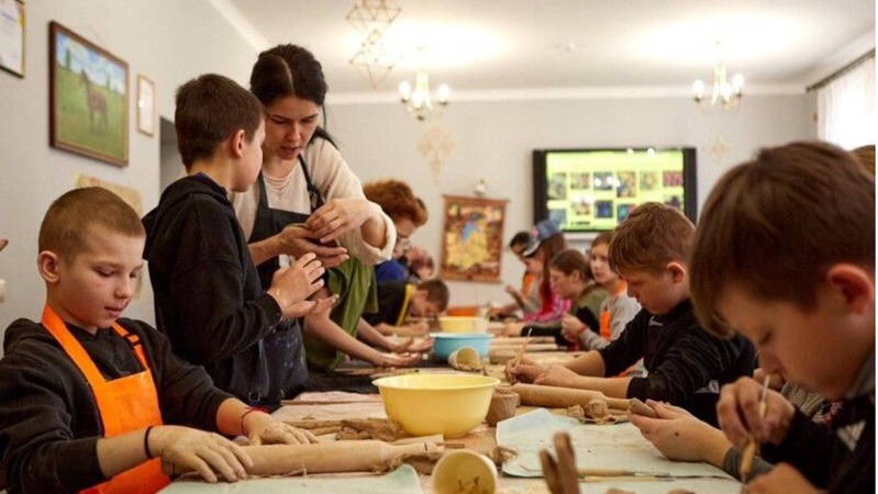 На Волині дітям організували арт-реабілітаційний табір
