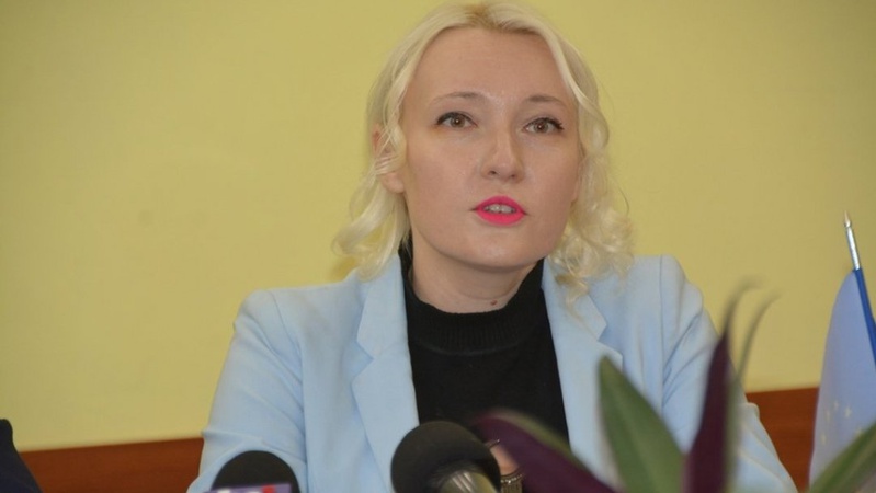 Мер Луцька офіційно попросив міських голів не працювати зі скандальною Новарчук