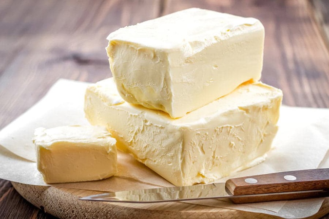 Дітей у дитсадку на Волині годували неякісним маслом