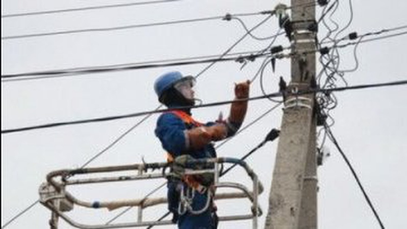 Частина жителів Ковеля та прилеглих сіл залишилися без світла через аварію