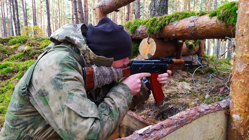 У волинській теробороні служить художник