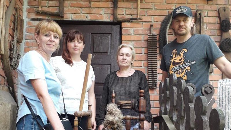 Сашко Положинський передав Волинському краєзнавчому музею колекцію старожитностей. ФОТО