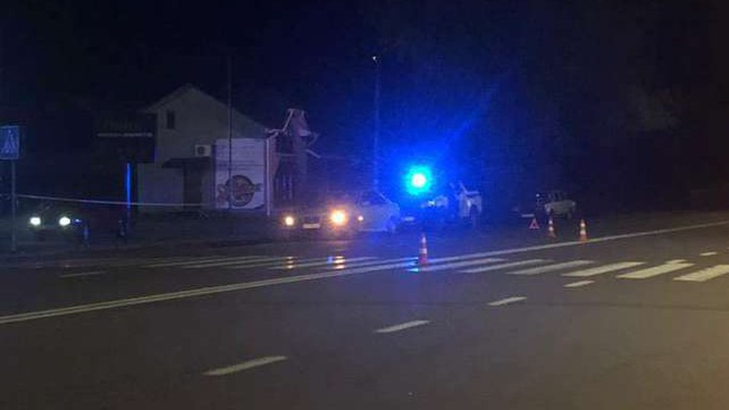 На автотрасі на Волині легковик збив на смерть хлопця на переході. ФОТО