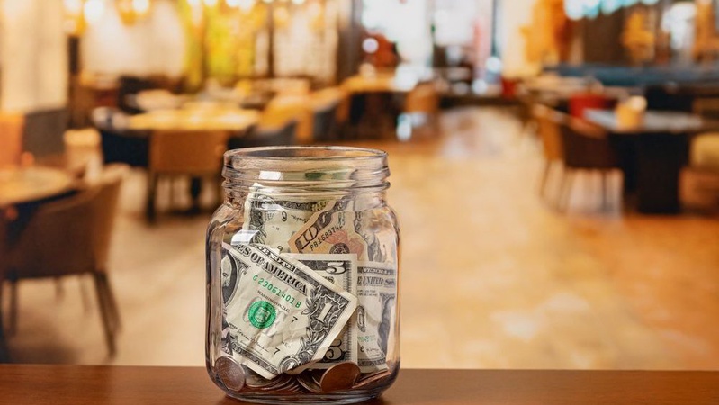 У Луцьку чоловік вкрав чайові у кав’ярні