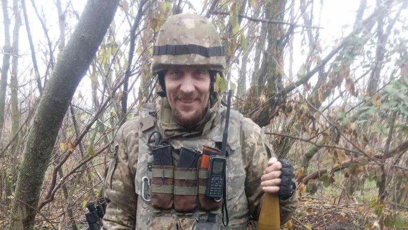 Після служби в ЗСУ – вчитель у школі: волинянин навчає дітей військовій справі