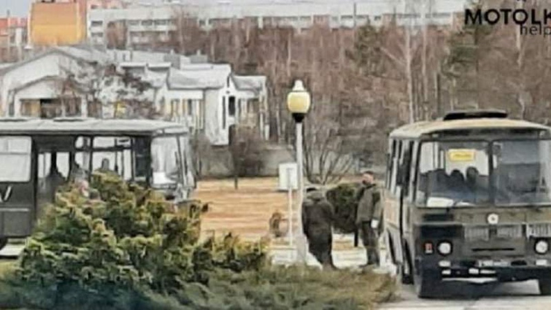 До Гомеля привезли опромінених російських окупантів з ЧАЕС