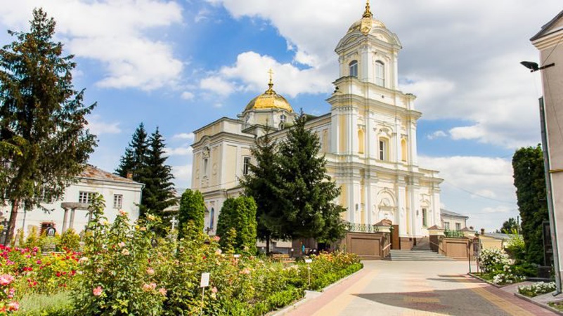 Як у соборі Луцька святкуватимуть Різдво 25 грудня