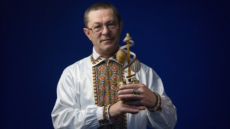 Волинянин Анатолій Бойко розповів, як робить з яєць артобʼєкти