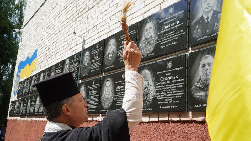 У Володимирі відкрили меморіальні дошки загиблим воїнам