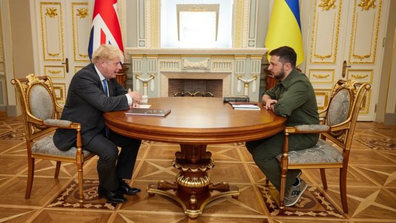 Джонсон запропонував Зеленському масштабну програму підготовки для українських військ