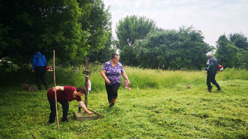 На Волині впорядкували польське кладовище