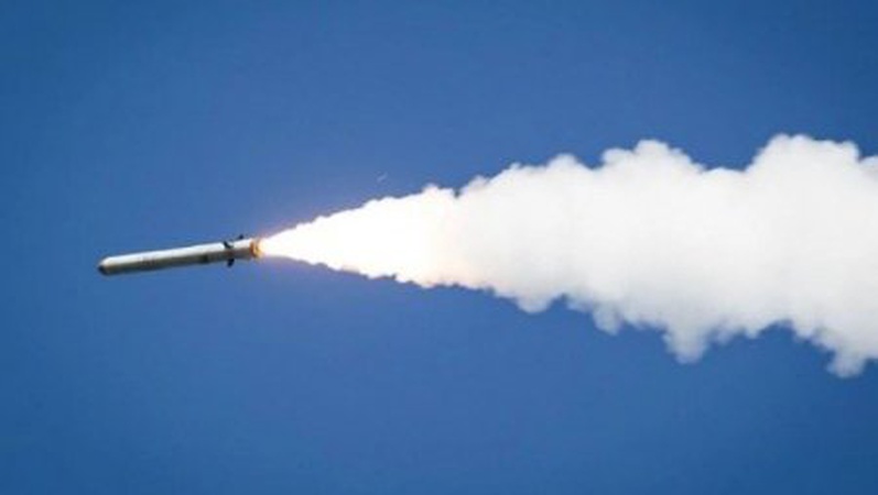 Ракетний удар по Україні: є влучання по енергетичних об’єктах, застосовано аварійні відключення світла, – «Укренерго»