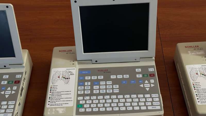 Швеція передала Волині шість електрокардіографів для медзакладів