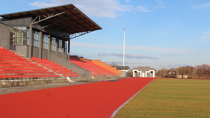 У Ковелі закінчили реконструкцію стадіону «Локомотив». ФОТО