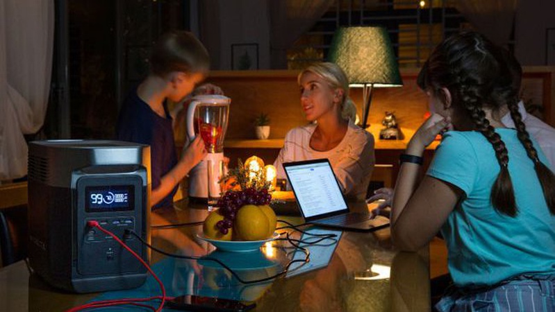 Як вибрати зарядну станцію, щоб не прогадати з характеристиками і вартістю