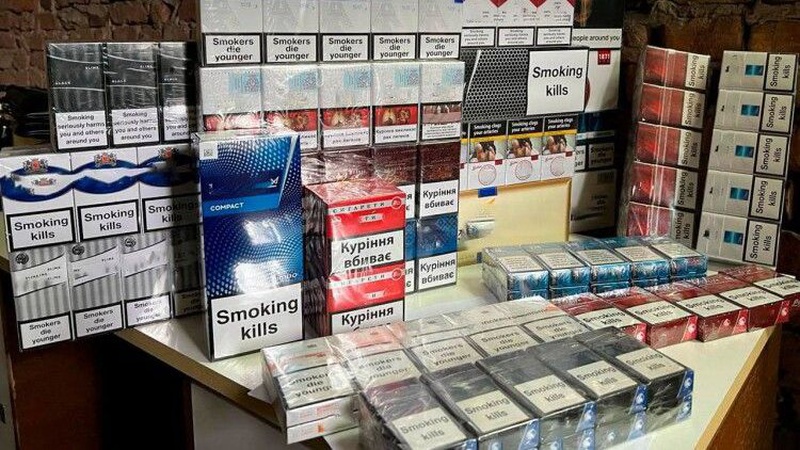 На Волині викрили осіб, які зберігали контрафактні тютюнові та алкогольні вироби на 1,5 мільйони гривень