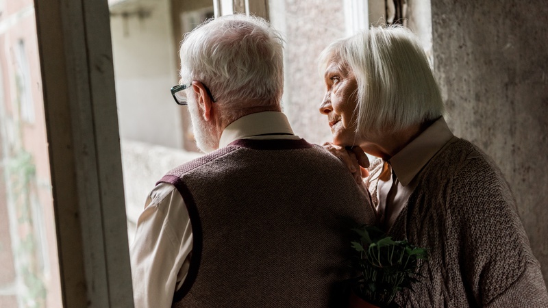 Українські пенсіонери у Польщі можуть отримати виплати з дому поштою