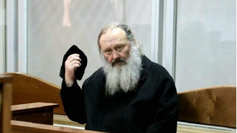 Служив на Волині: розповіли, чому скандальний Паша «Мерседес» не потикає носа до Лаври