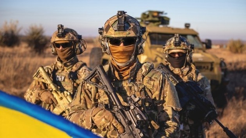 Чи можуть військовослужбовці звільнитися зі служби під час воєнного стану