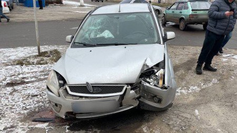 Доза алкоголю перевищила норму в п’ятнадцять разів: під Луцьком п’яний водій врізався в електроопору