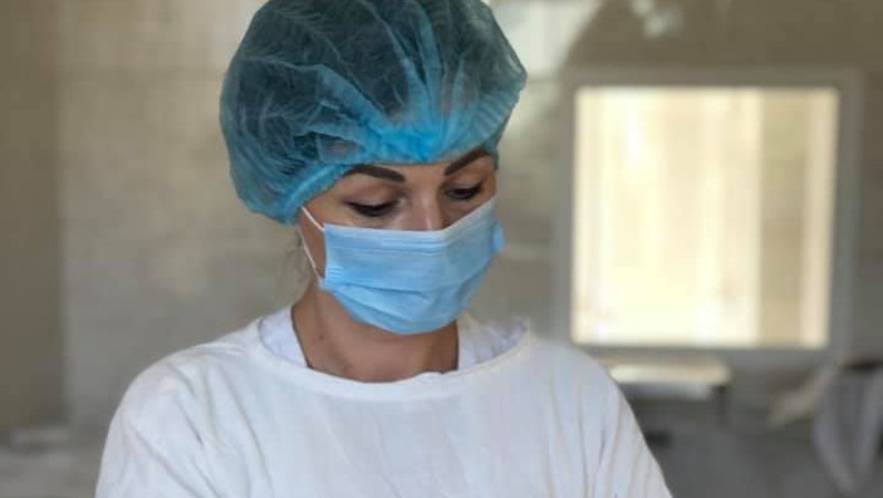 Впала на городі й зламала ногу: у Нововолинську лікарі врятували жінку