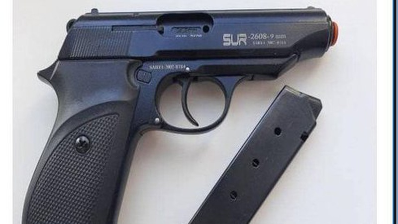 Судитимуть волинянина, який переробив стартовий пістолет на бойовий