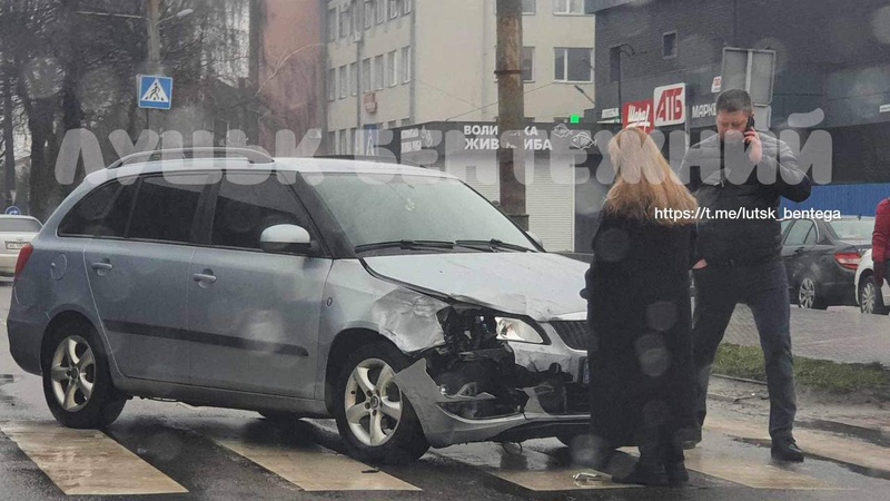 У Луцьку на Ковельській – аварія: рух ускладнений